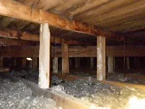 Vignette du Vieux-Mascouche : charpente et combles d'une construction d'époque